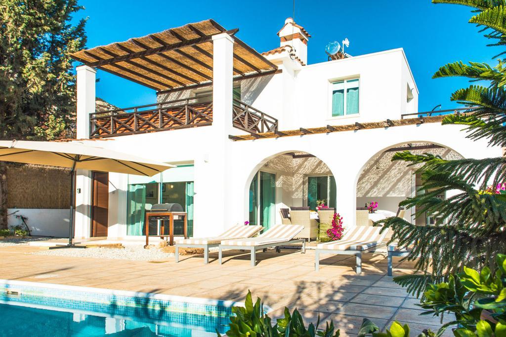 Villa Eva Peyia Bagian luar foto